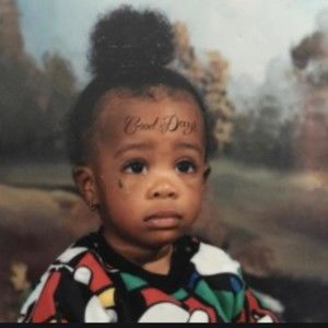 Meet your Posher, Amira